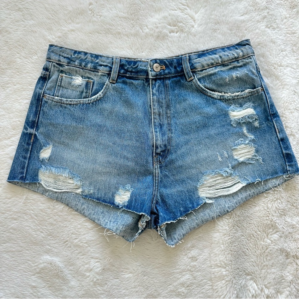 Zara women jeans shorts size 10 US